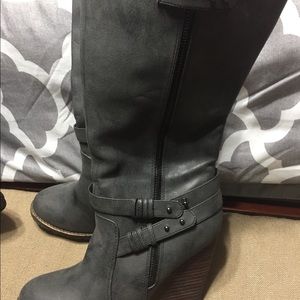 Brand new grey high wedge boots